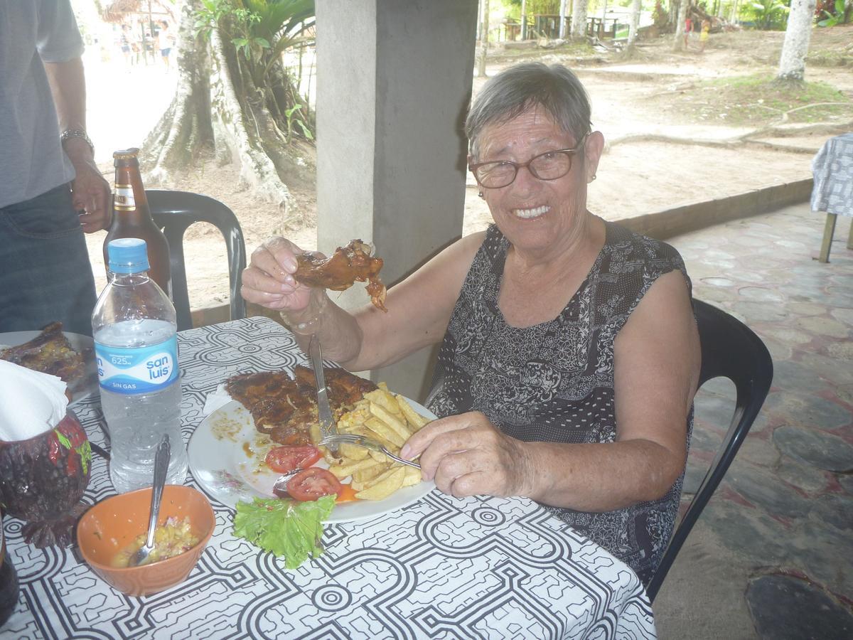 Hospedaje Las Amazonas Iquitos Exterior photo